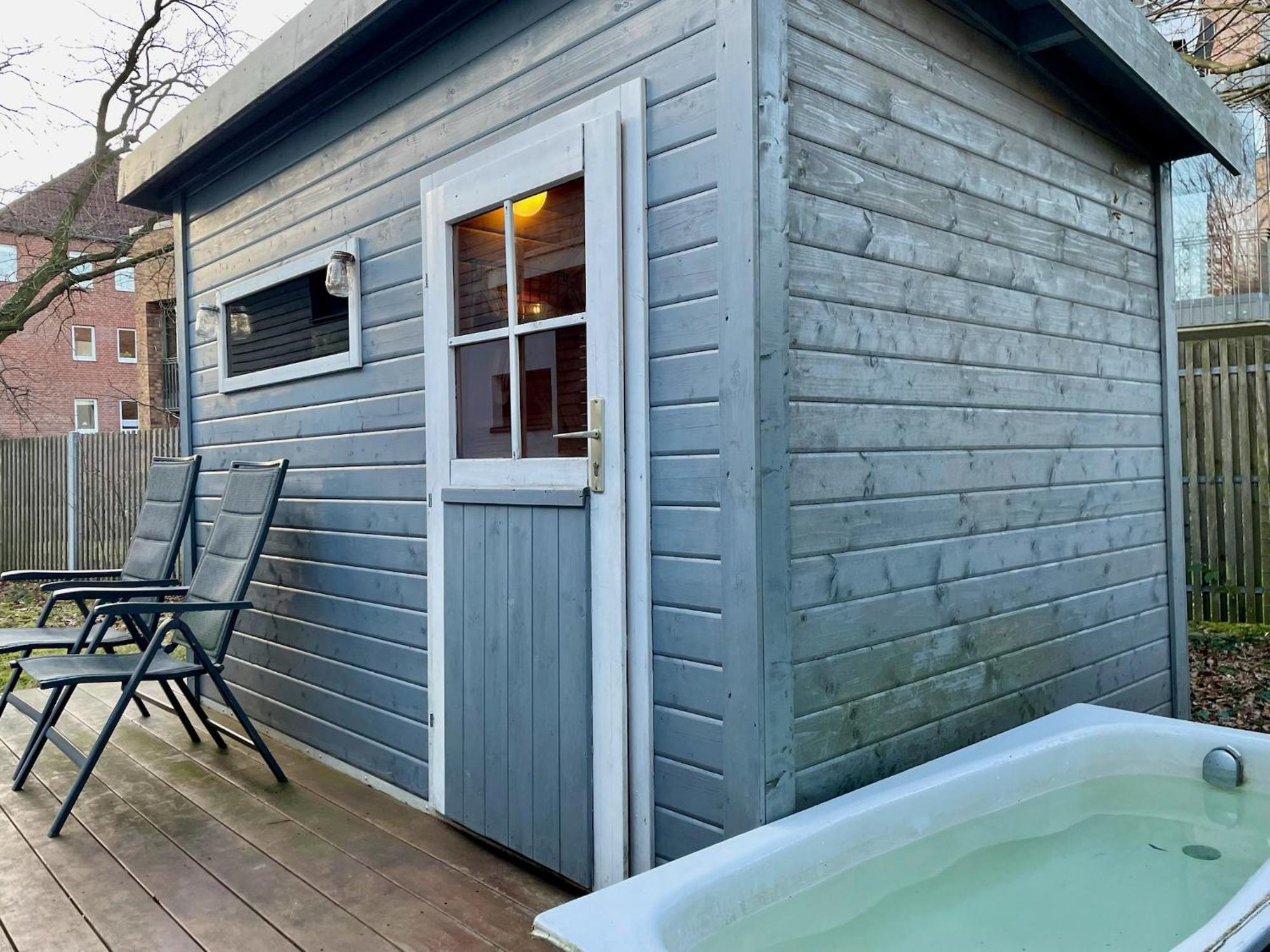 Modernes Holzhaus Im Skandinavischen Stil Mit Sauna, Garten Und 2 Katzen Νόρντερστεντ Εξωτερικό φωτογραφία